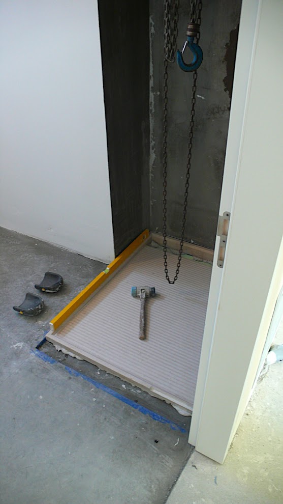 Einbau einer Duschtasse – Holzberger Natursteine